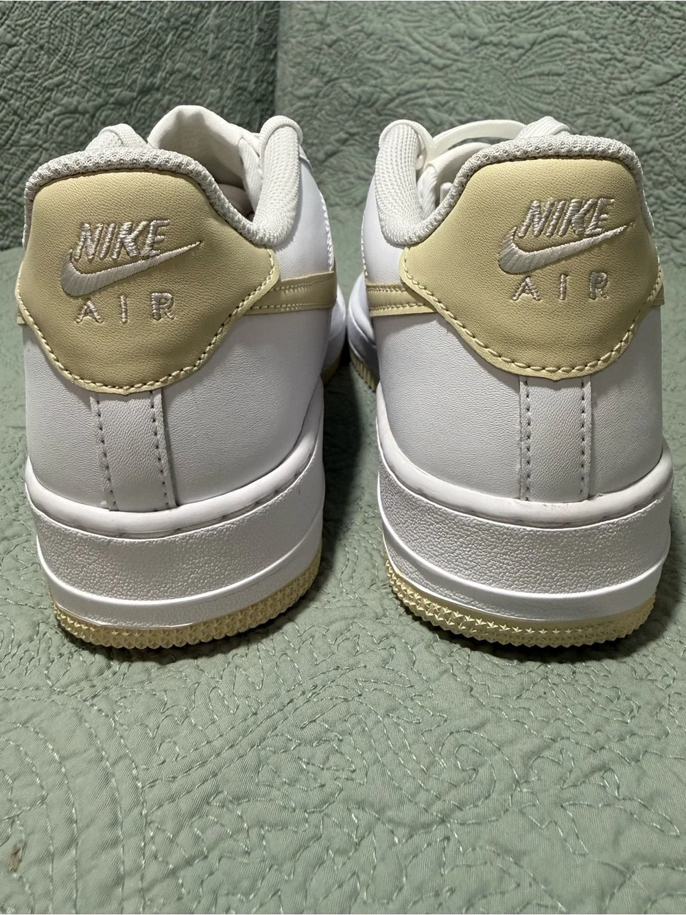 Nike Air Force 1 Size 6Y or 7.5W